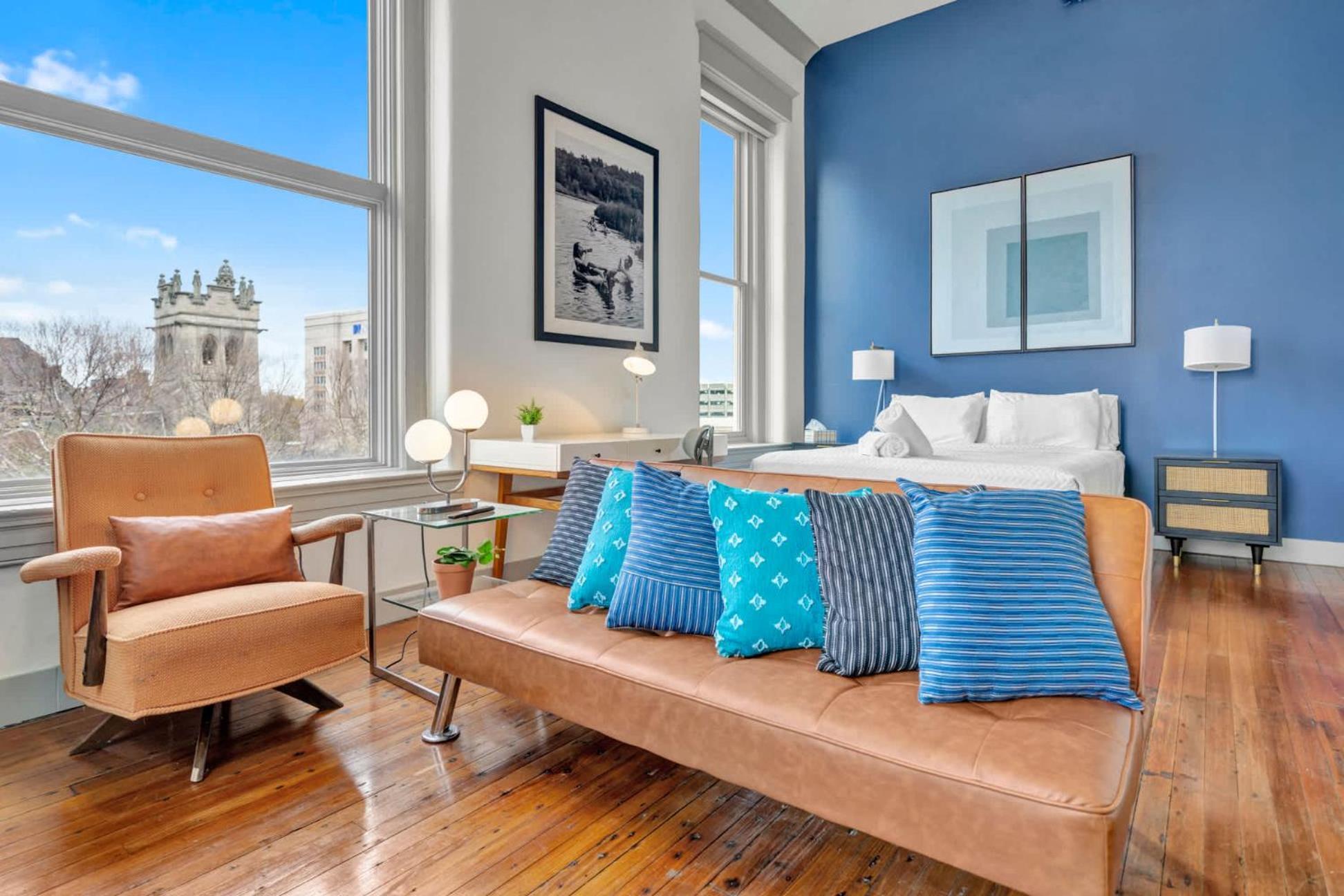 Bright And Modern In # 402 *