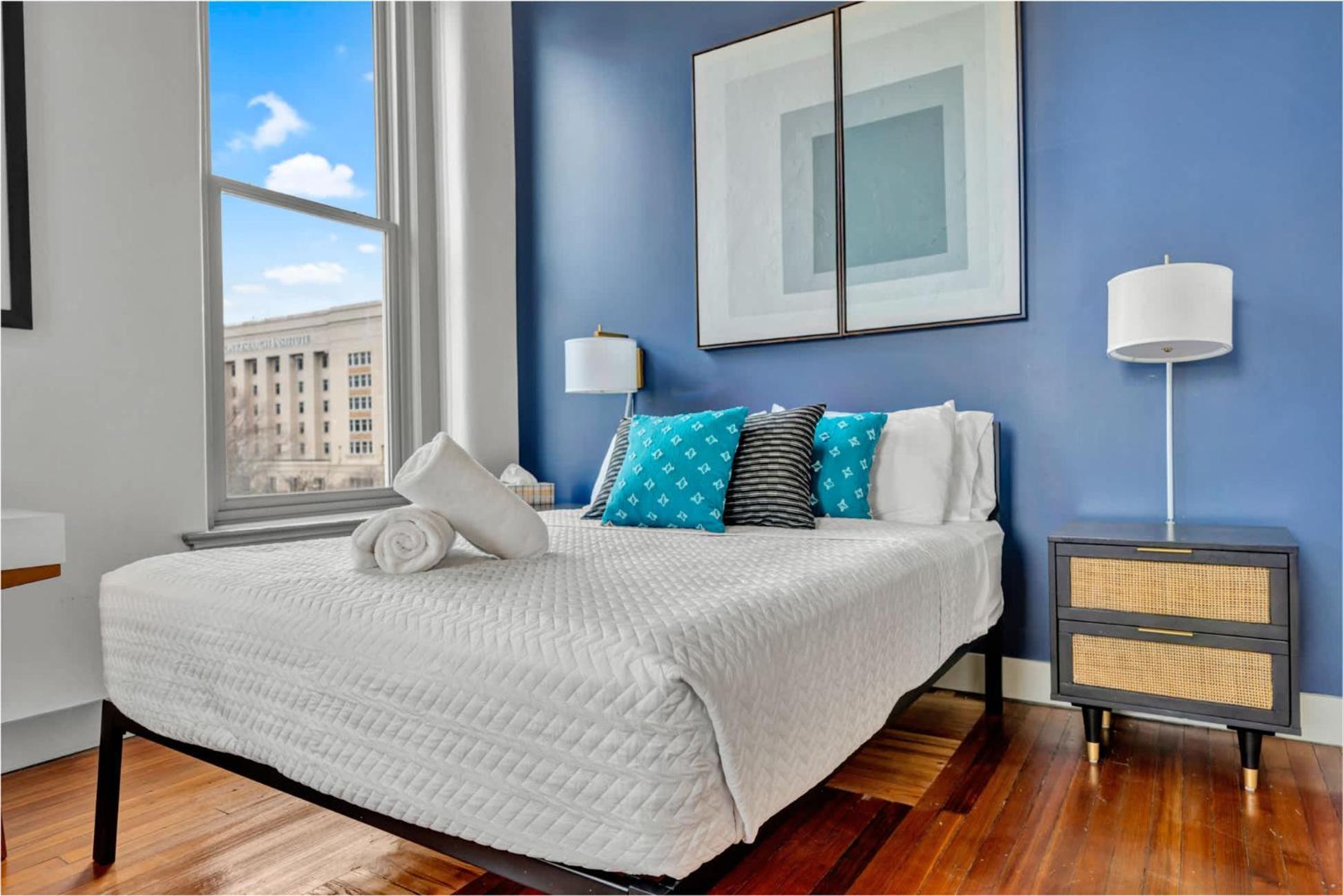 Bright And Modern In # 402