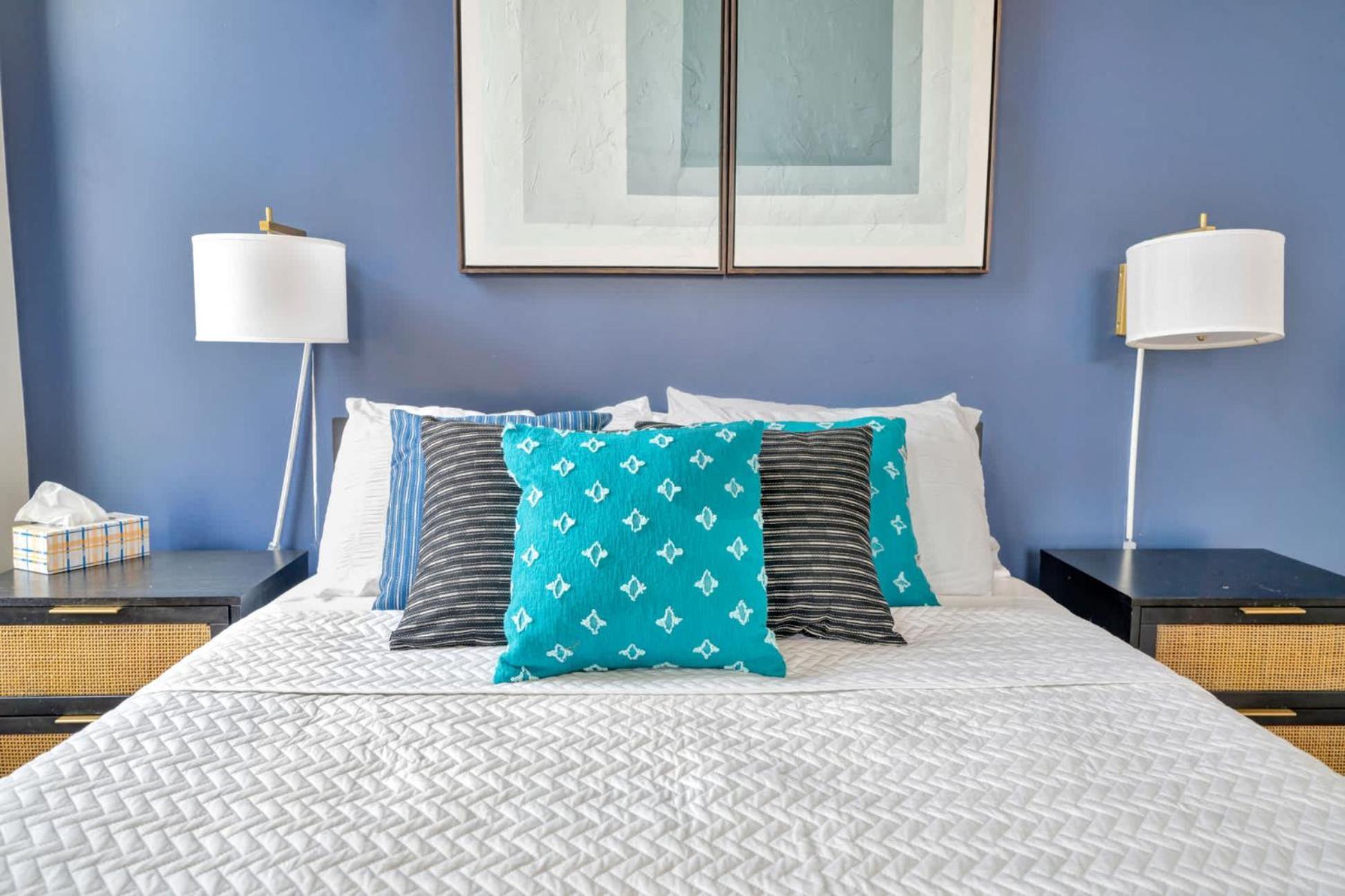 Bright And Modern In # 402 *